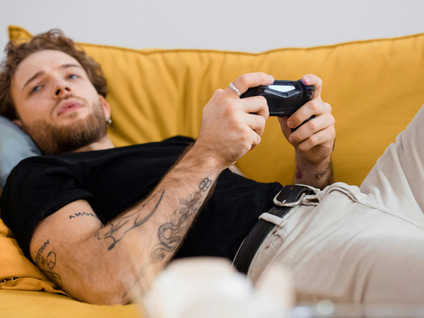 thumbnail of From Couch To Cloud: How Online Gaming Will Shape Daily Life In 2026